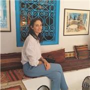 Enseignante de français, avec 8 ans d’expérience offre des cours de français. J’adore enseigner et je suis super motivée.